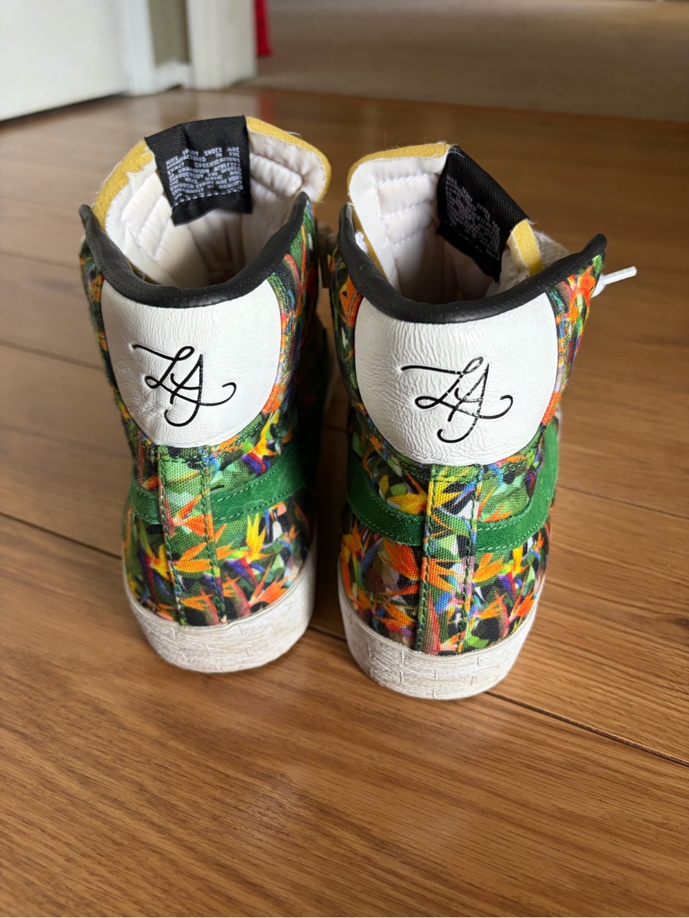 Nike Blazer Mid PRM VNTG QS
LA Size 8.5 Floral Pack Multicolor Los Angeles - Picture 2 of 7